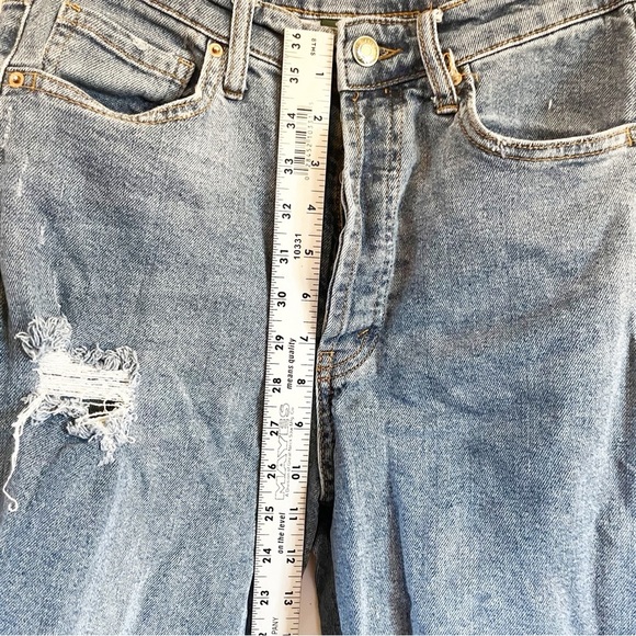 Women’s Wild Fable Distressed Jeans - Picture 8 of 9